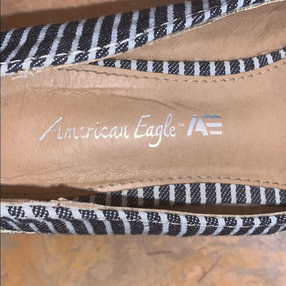 Shoes - Picture 3 of 4
